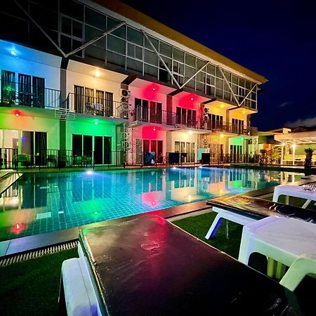 Anantra Pattaya Resort Esterno foto